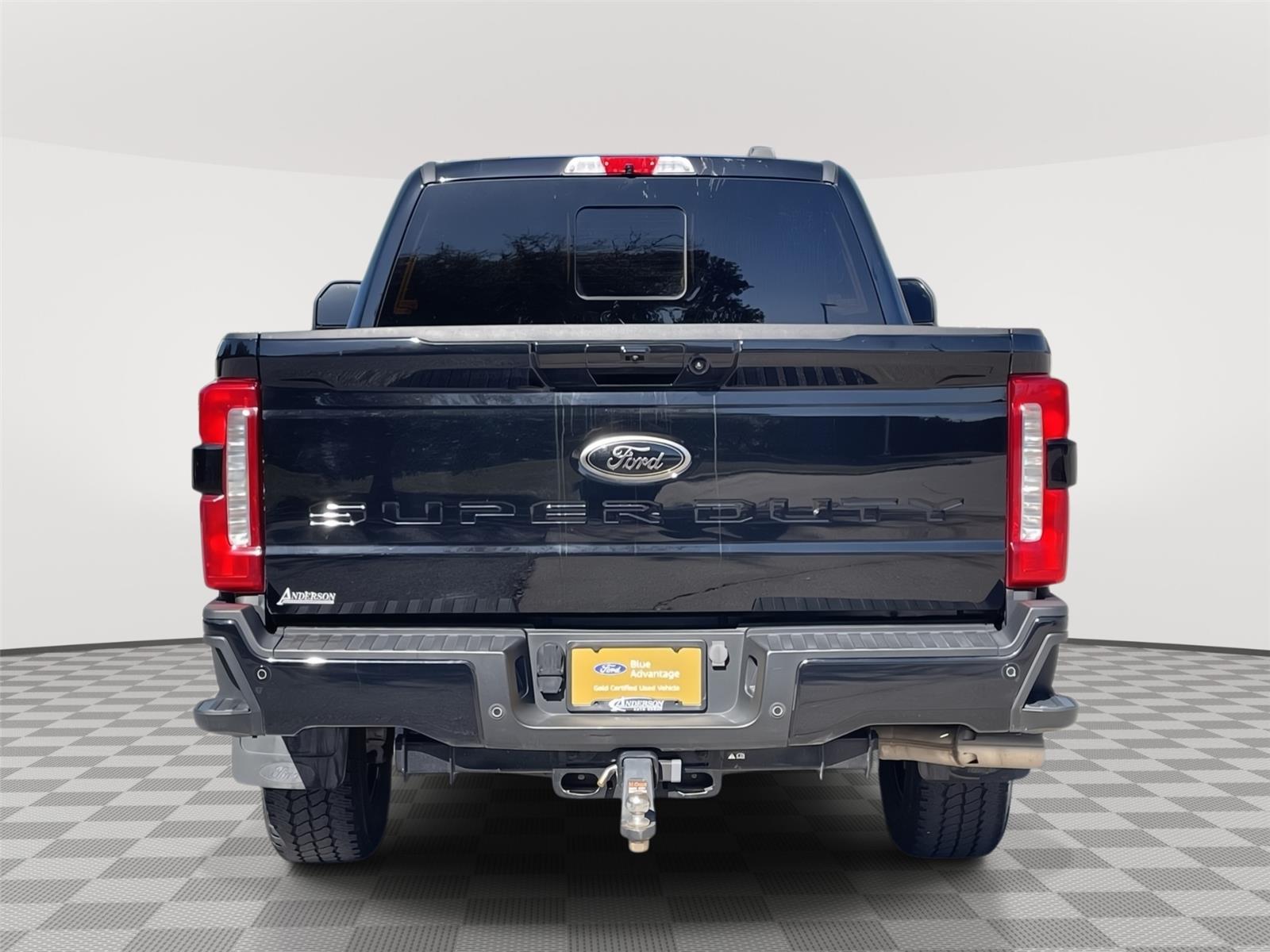Vehicle photo 8