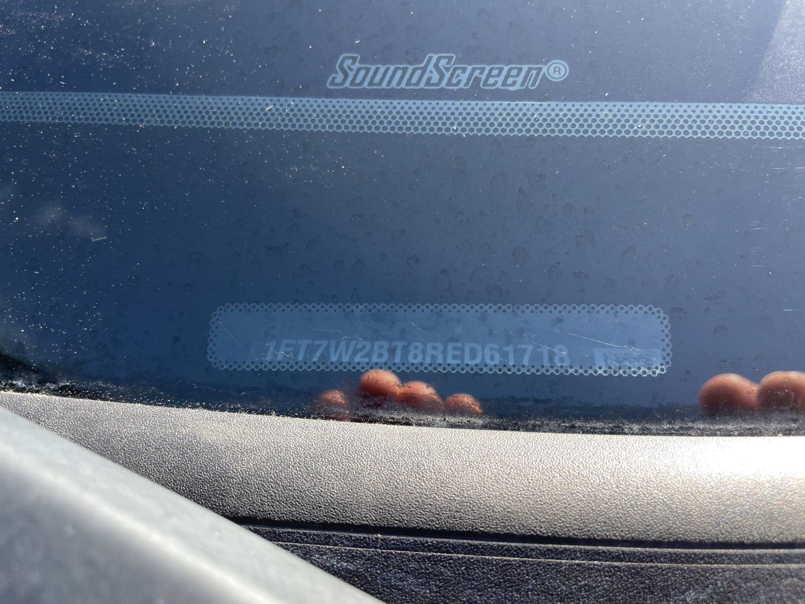Vehicle photo 36