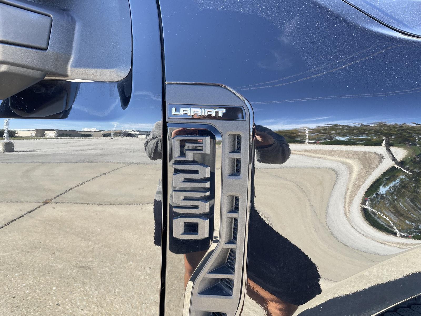 Vehicle photo 39
