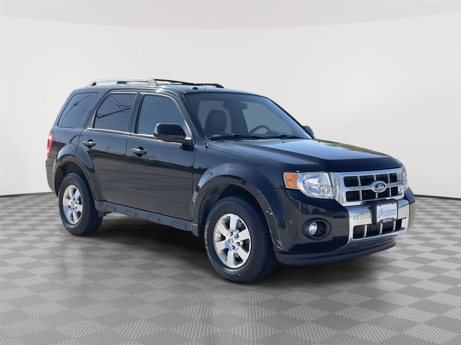 Vehicle photo 5