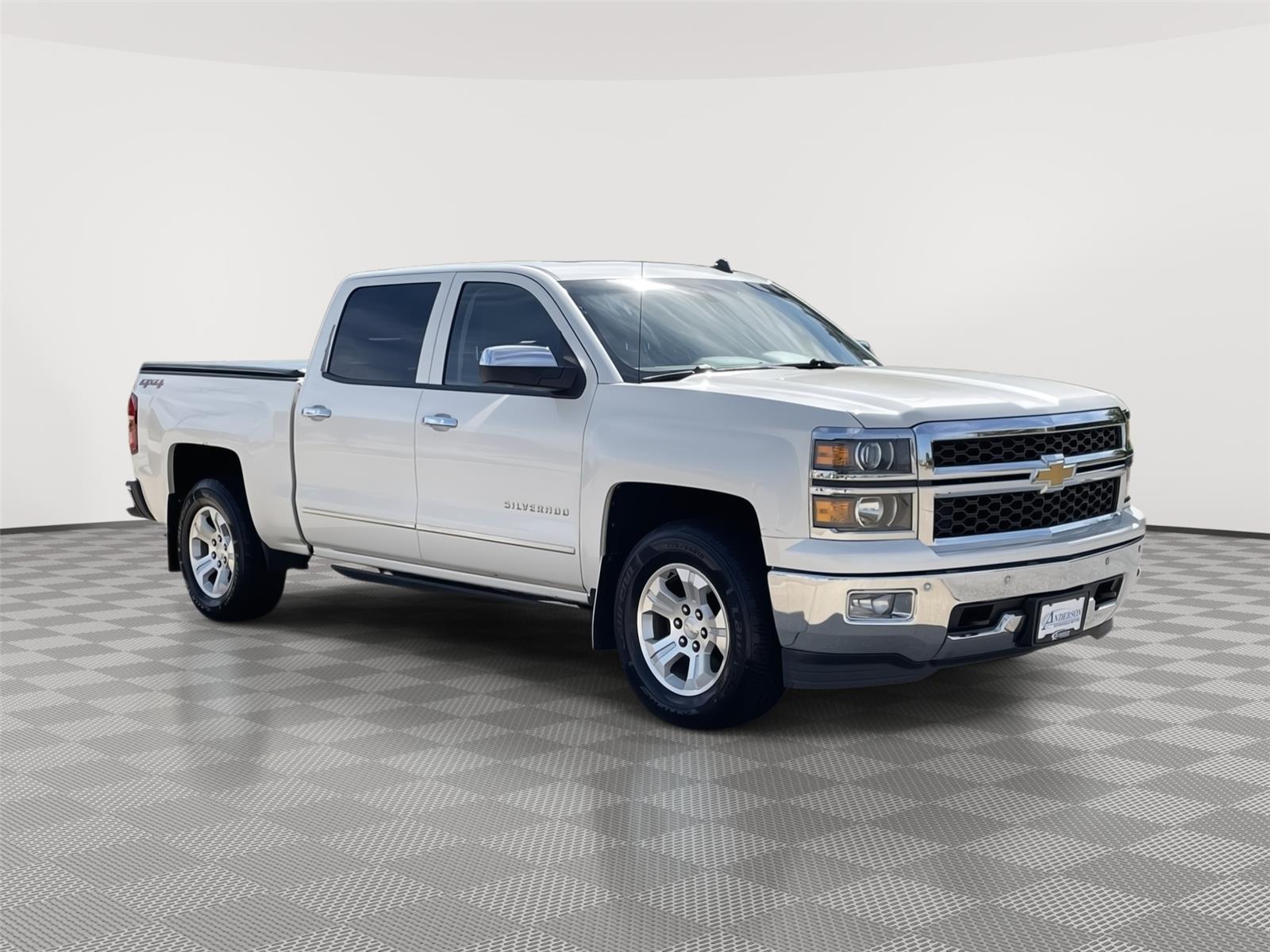 Vehicle photo 5