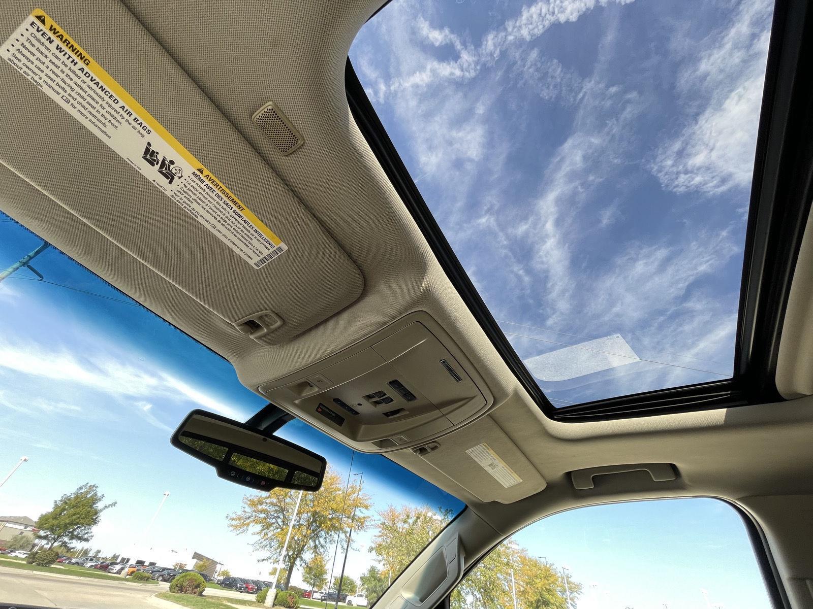 Vehicle photo 20