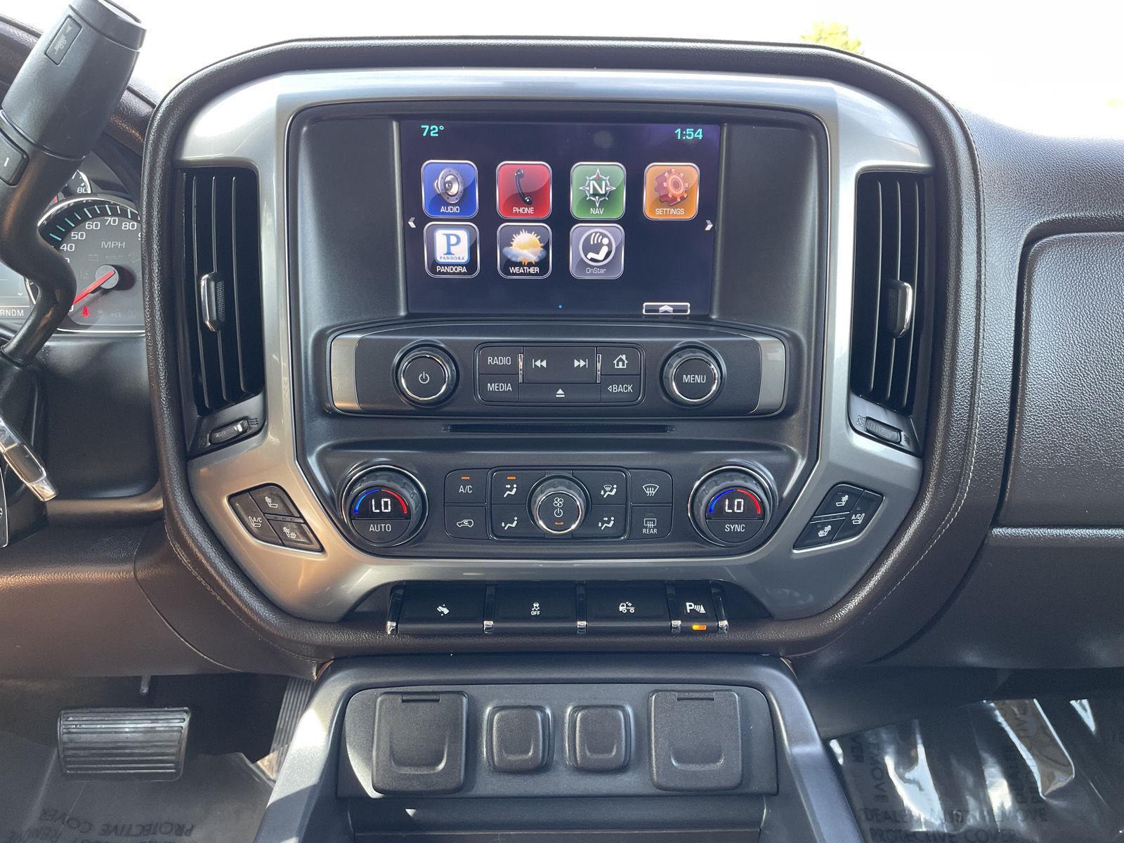 Vehicle photo 21