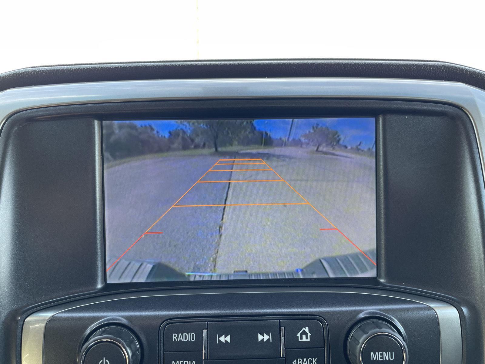 Vehicle photo 22