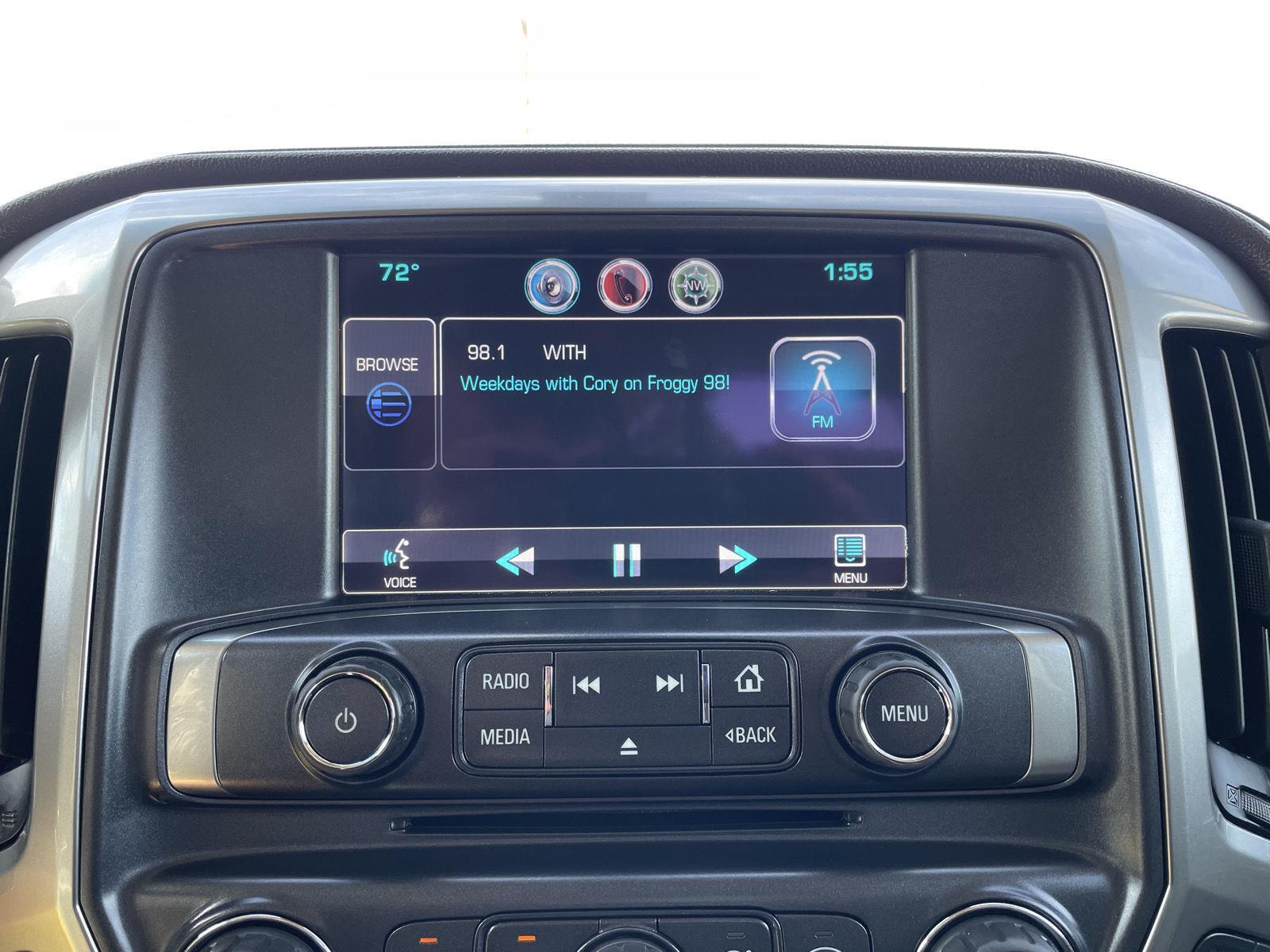 Vehicle photo 24