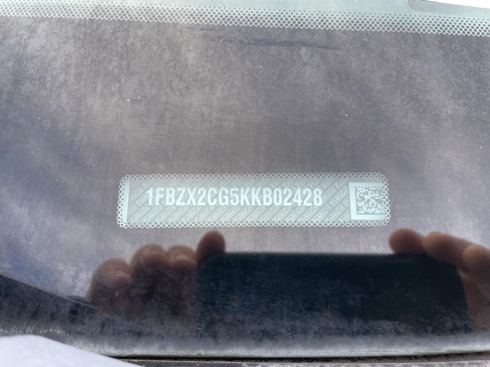 Vehicle photo 31