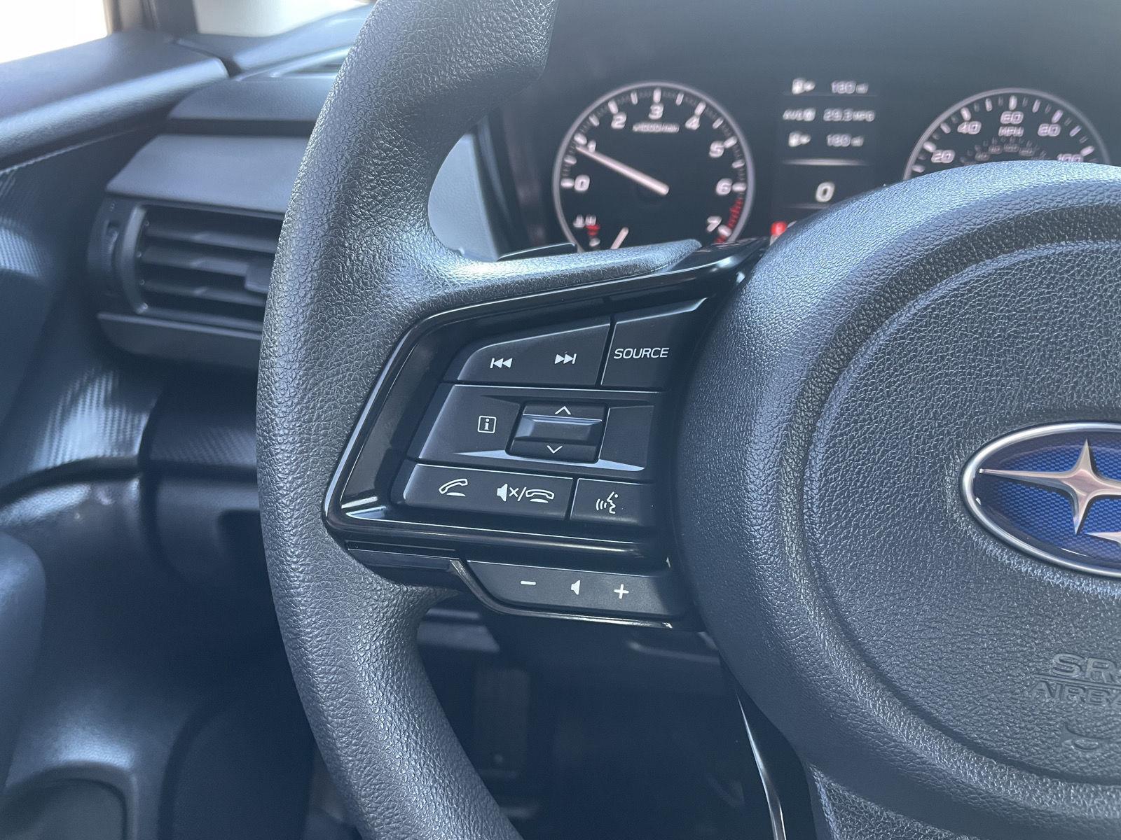 Vehicle photo 13