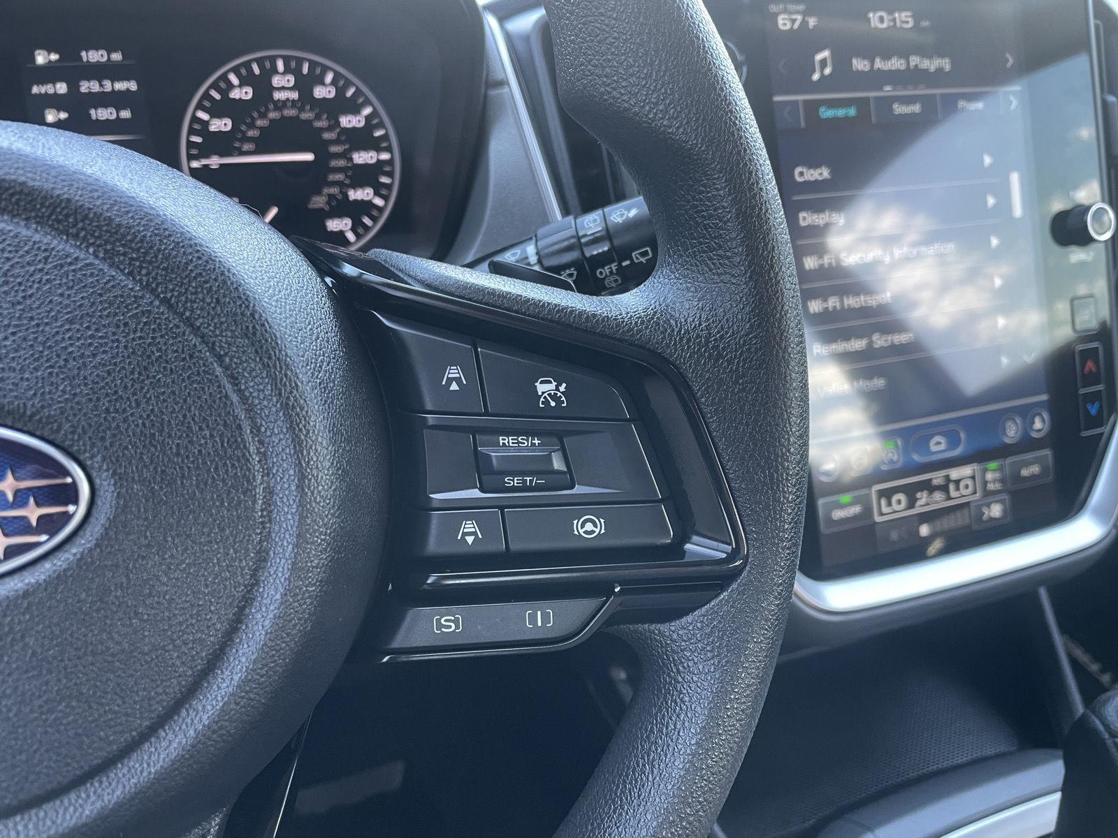 Vehicle photo 14