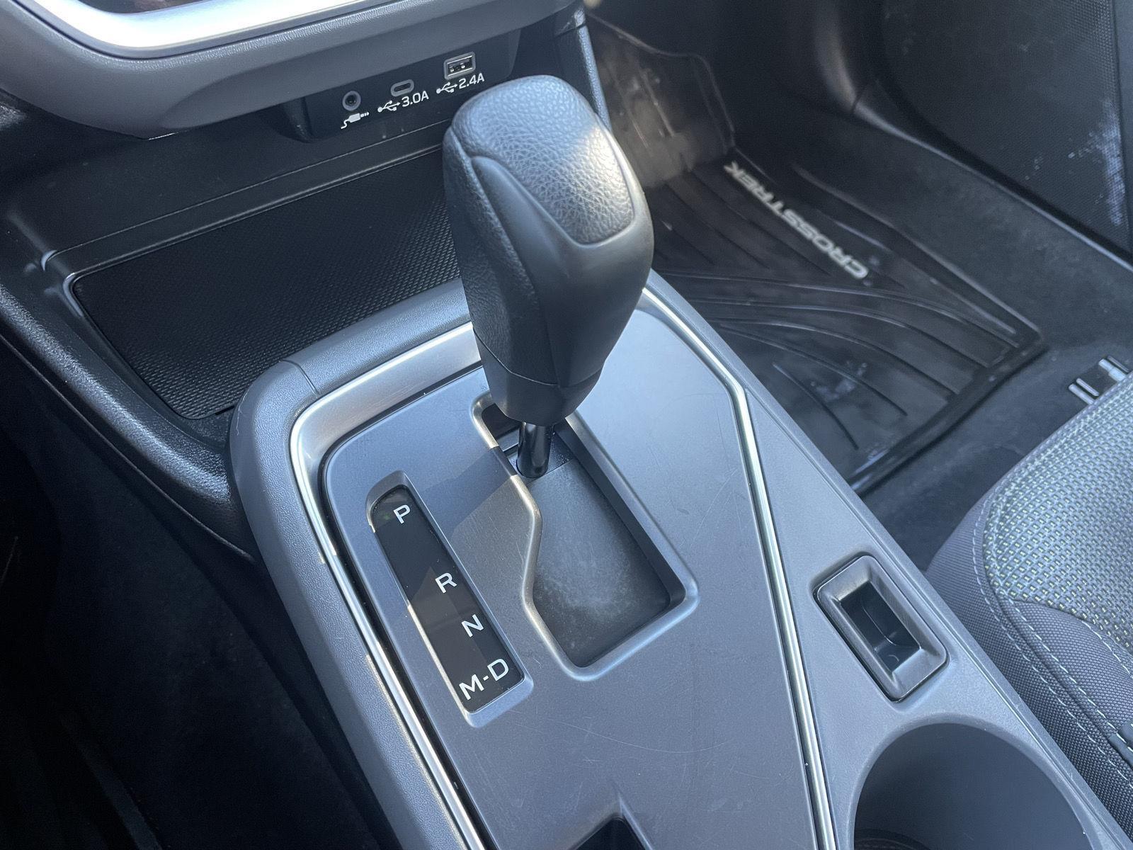 Vehicle photo 25