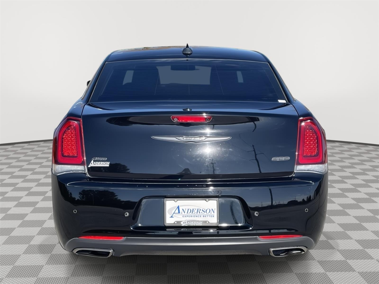 Vehicle photo 8