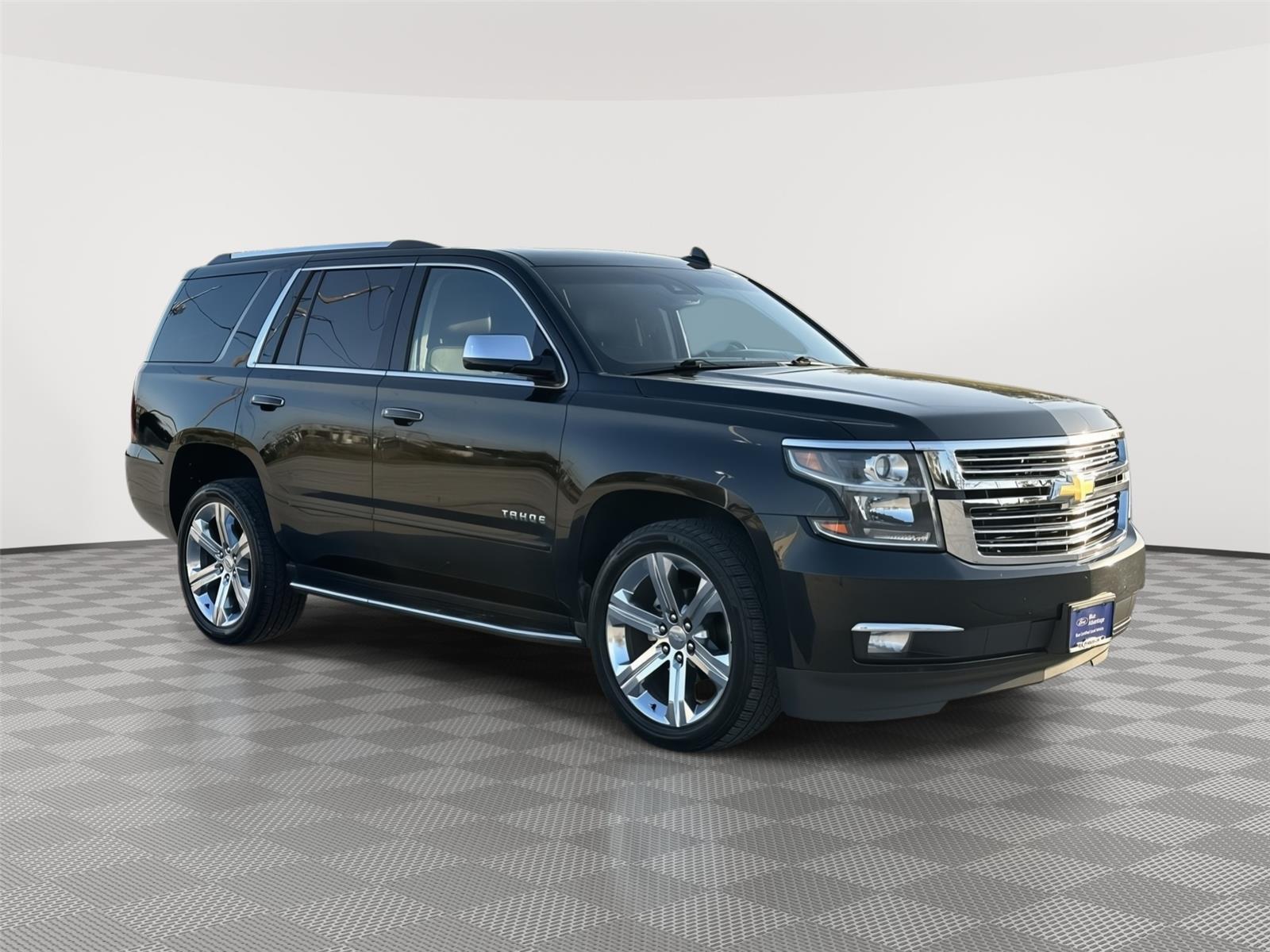 Vehicle photo 5