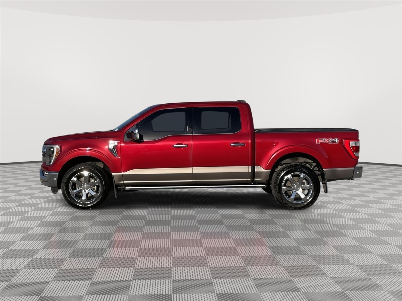 Vehicle photo 2