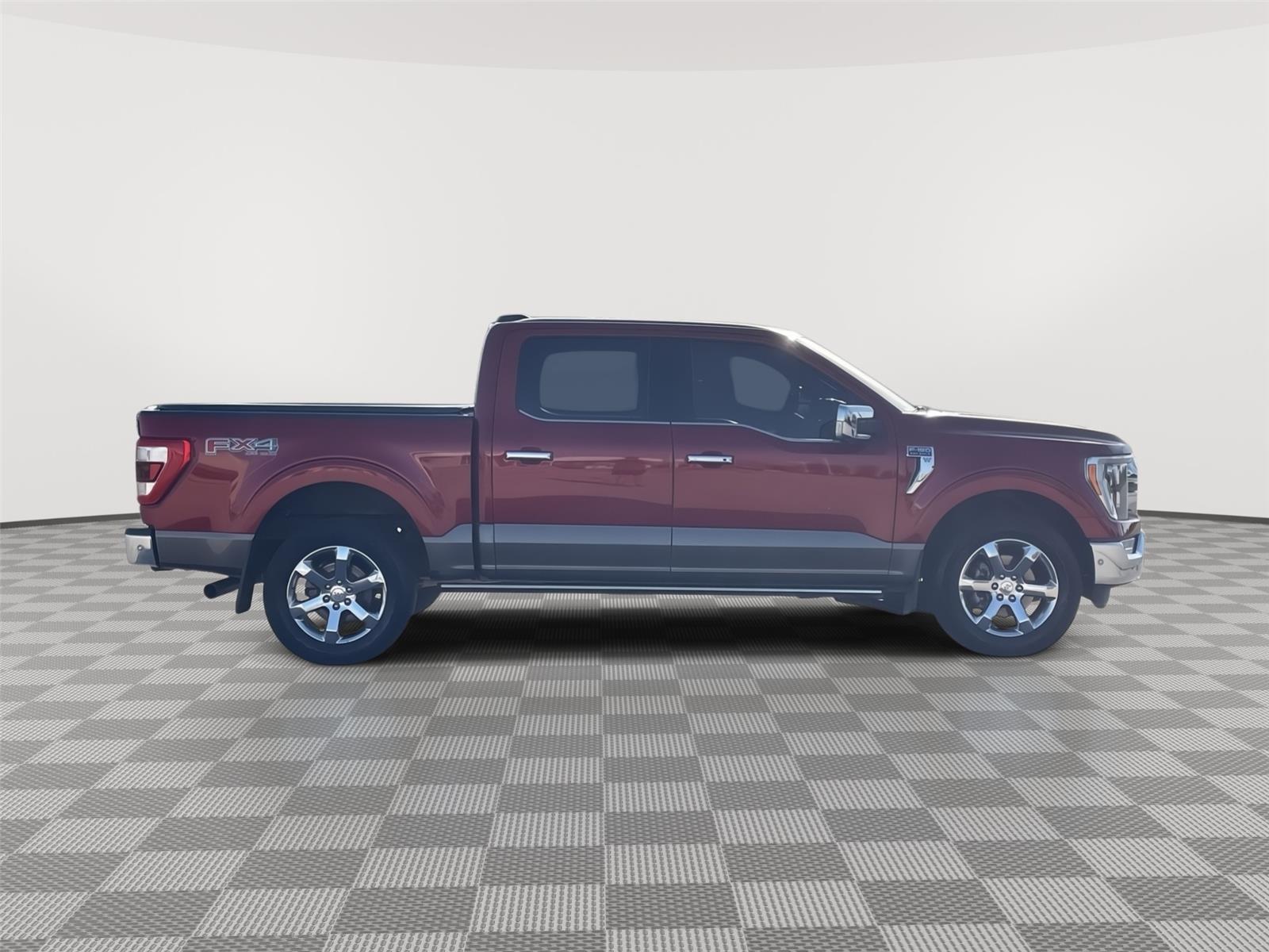 Vehicle photo 6