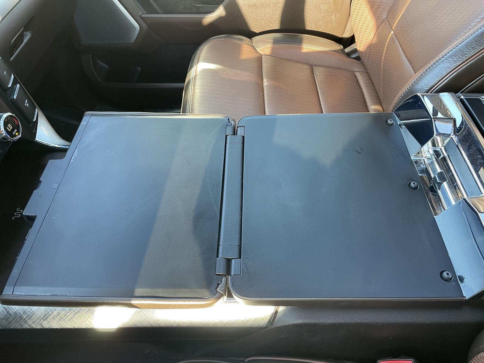 Vehicle photo 38