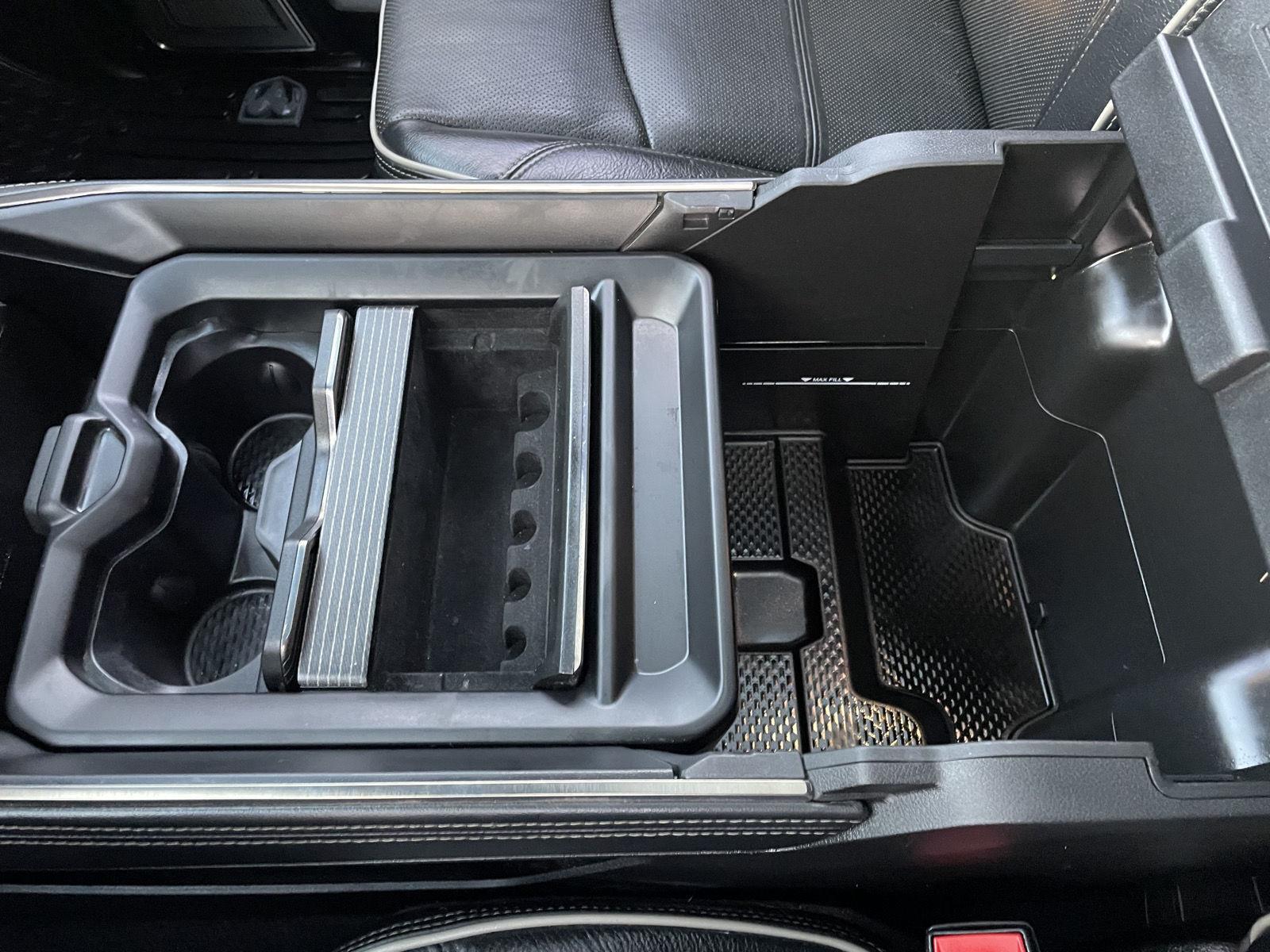 Vehicle photo 34