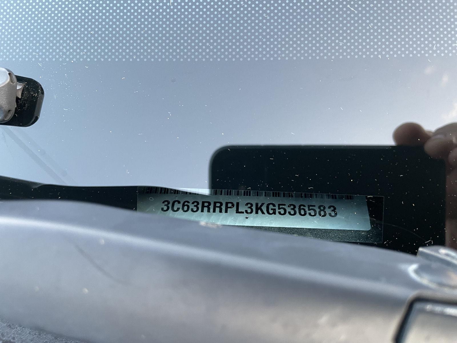 Vehicle photo 36
