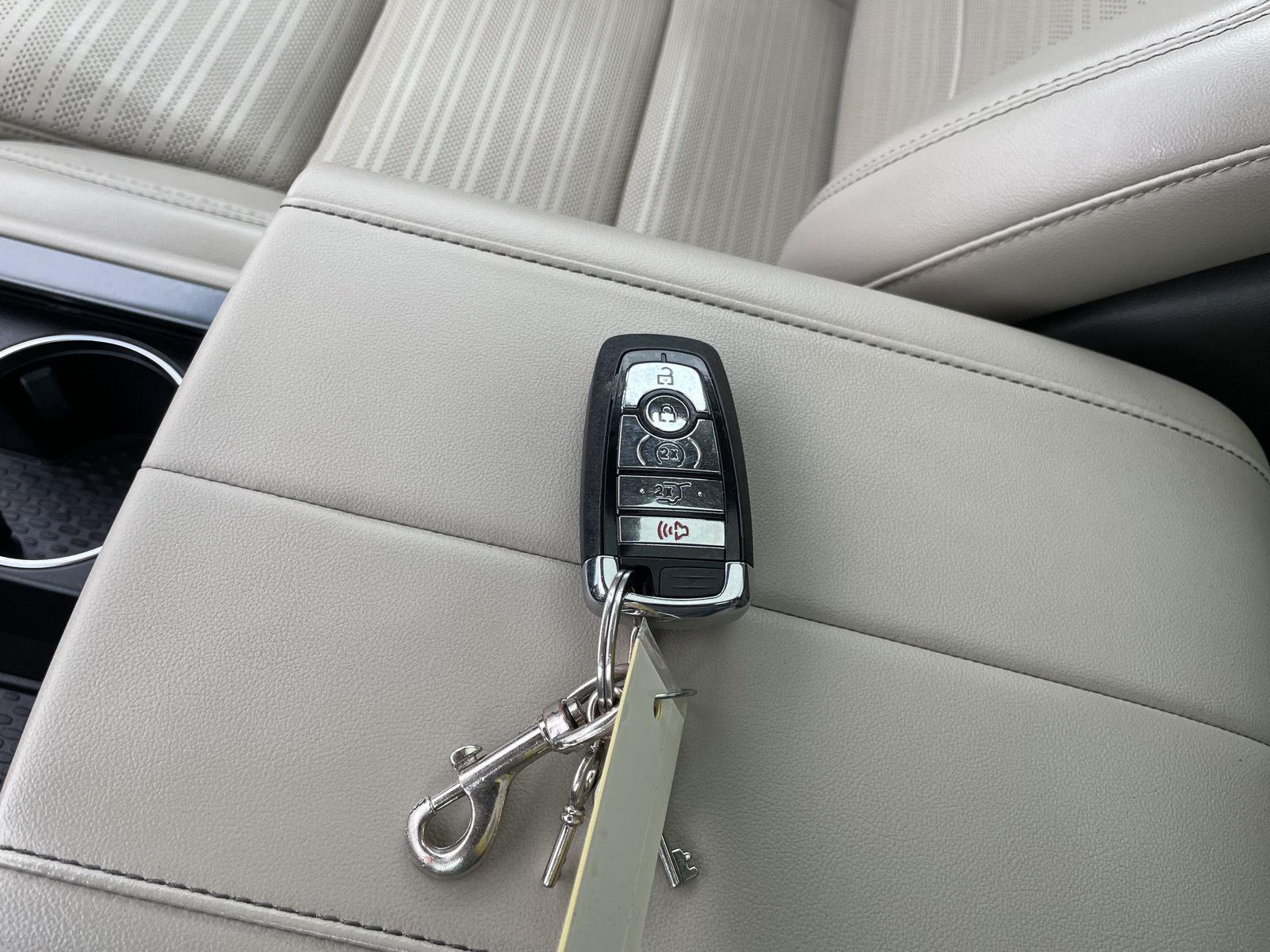 Vehicle photo 42