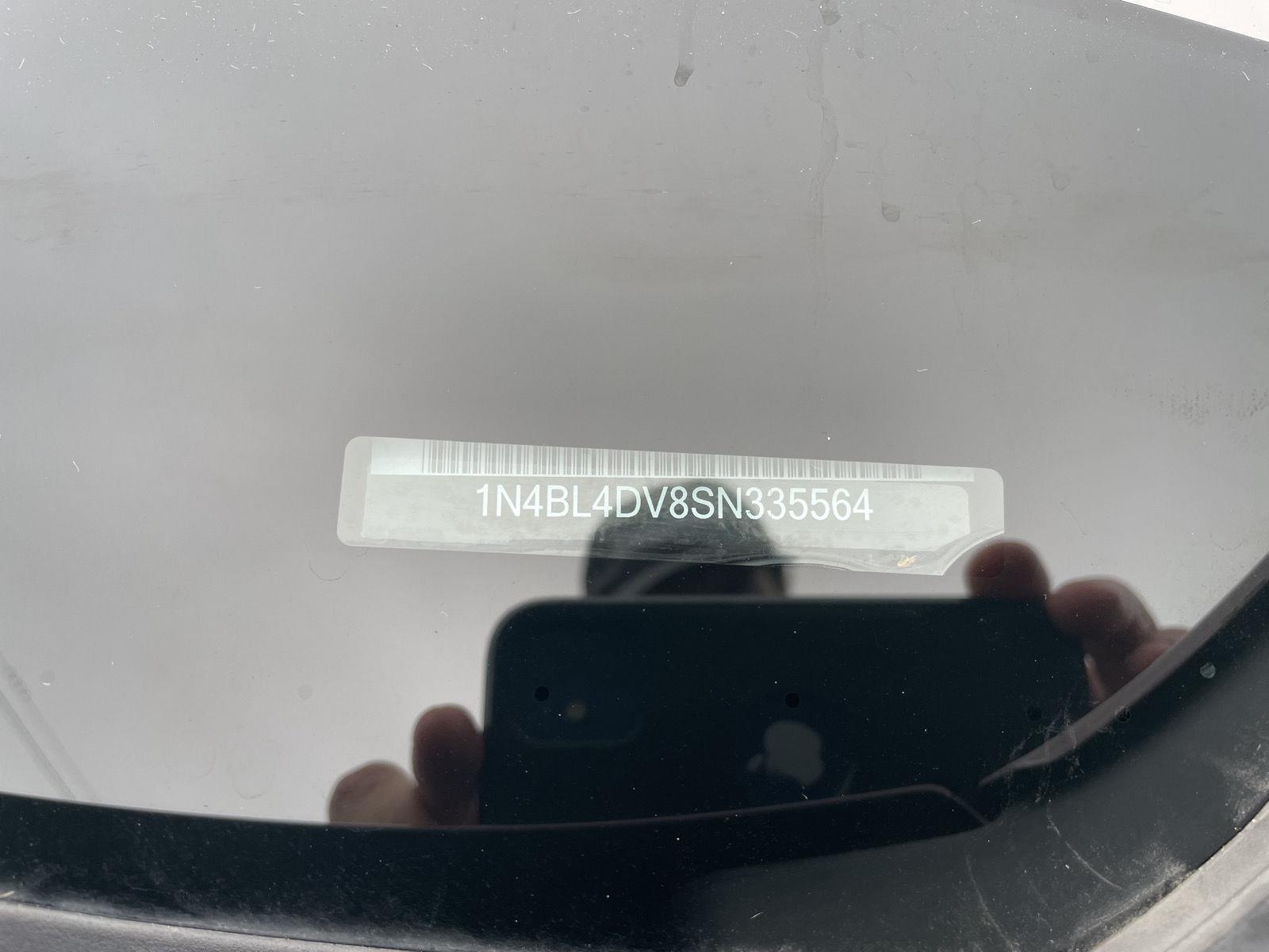 Vehicle photo 28