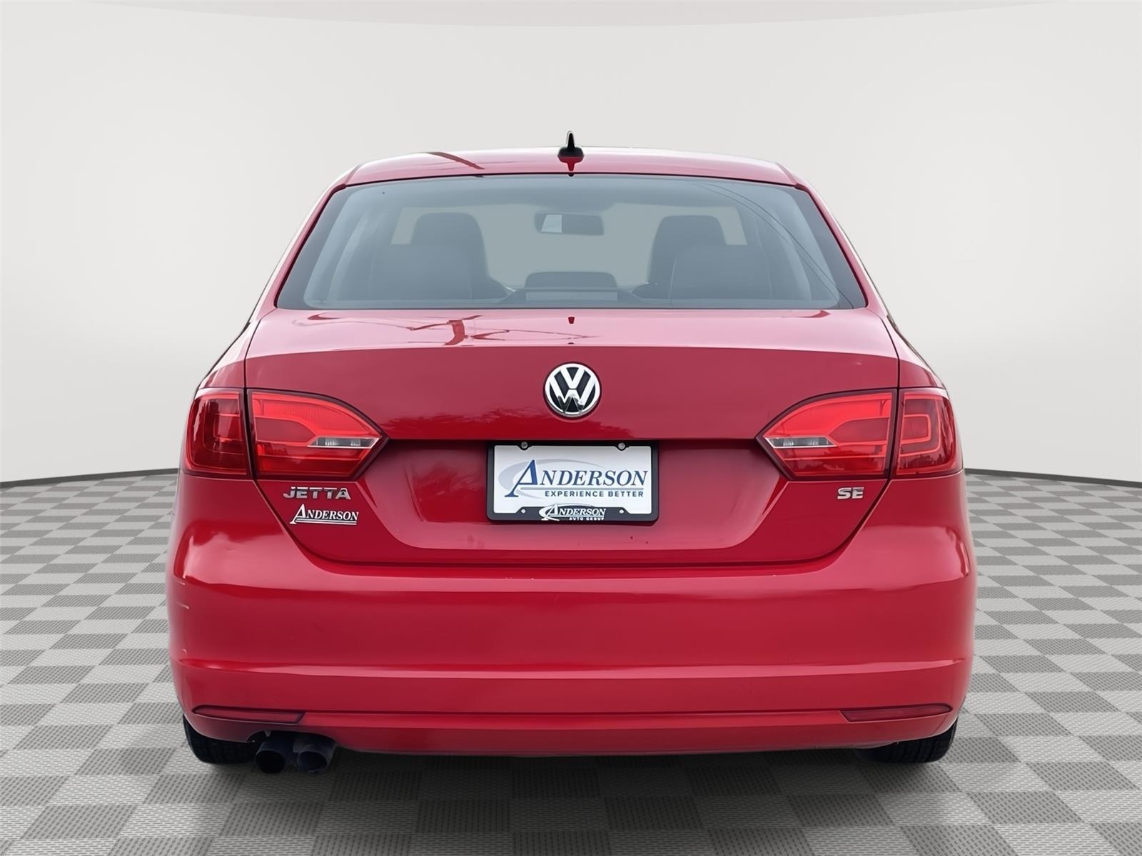 Vehicle photo 8