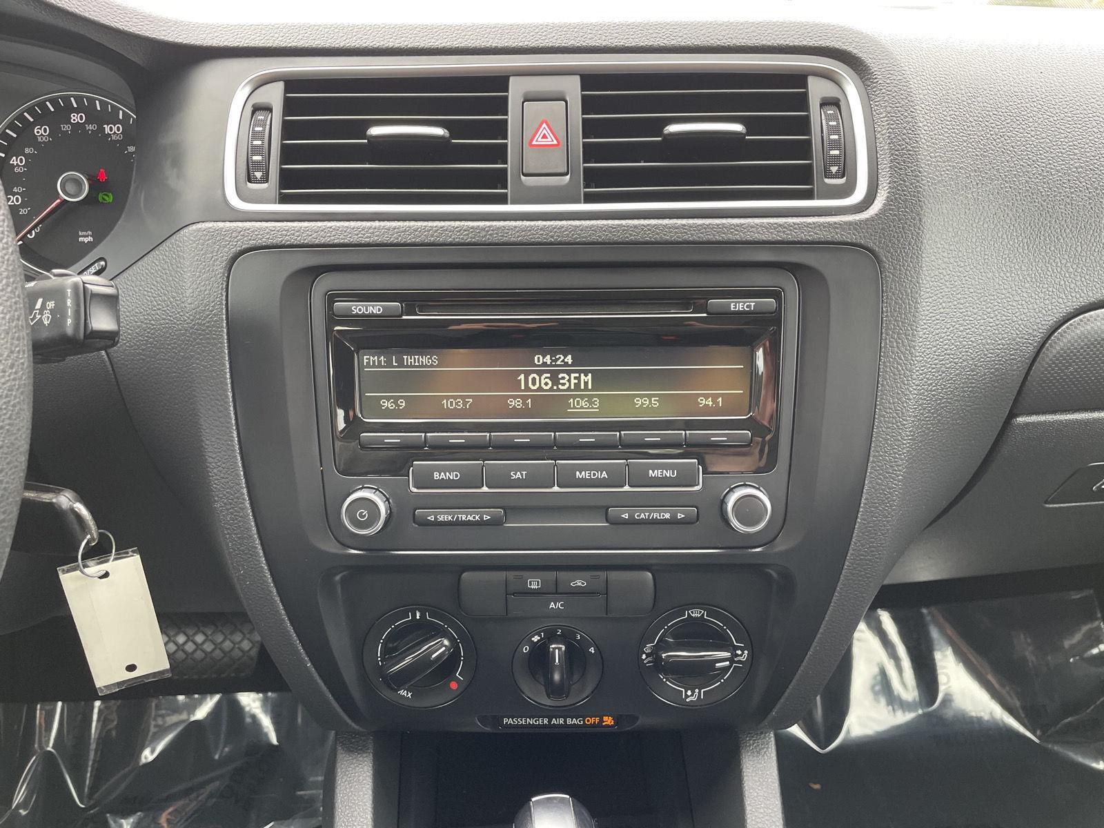 Vehicle photo 20
