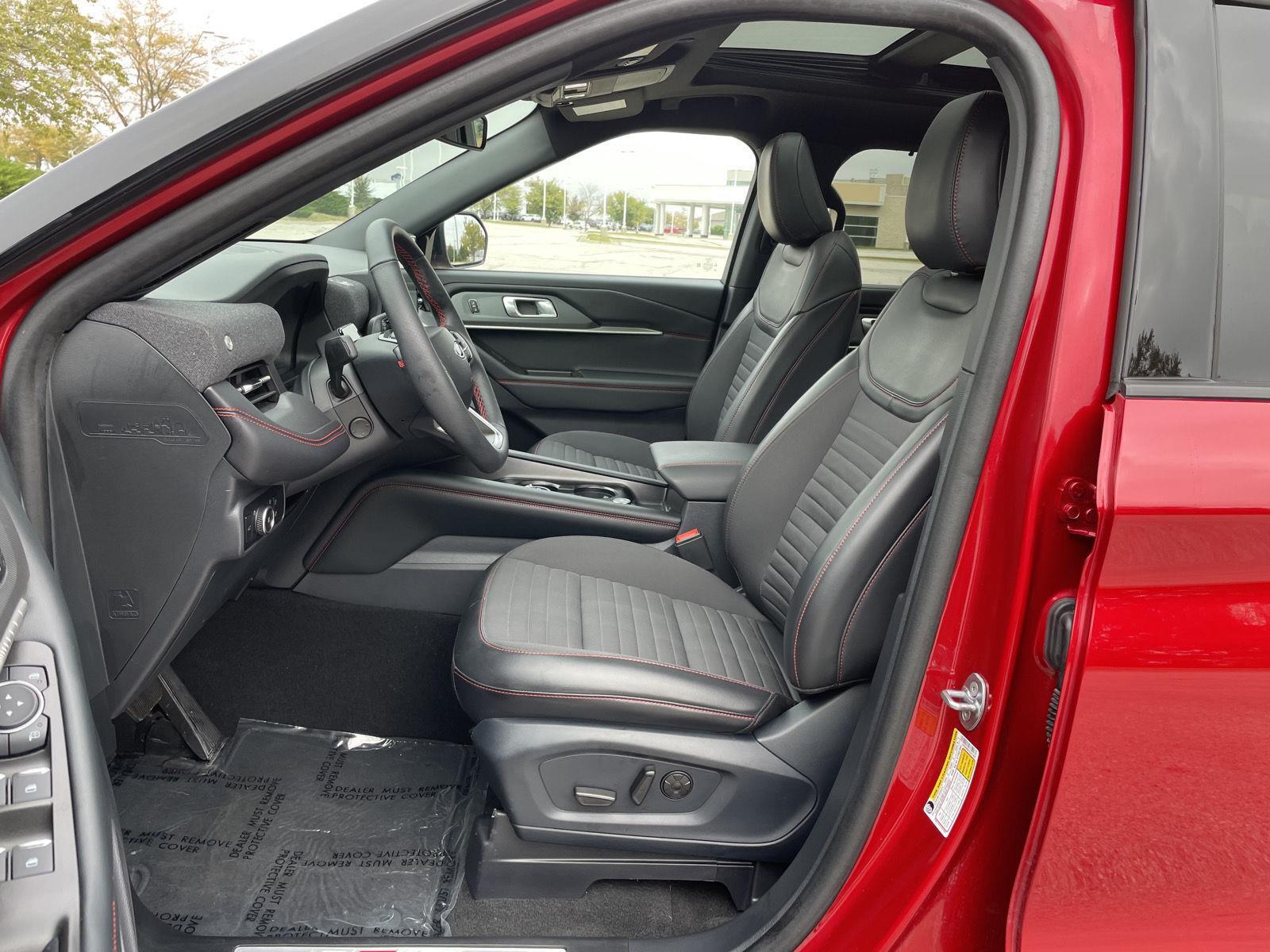 Vehicle photo 16