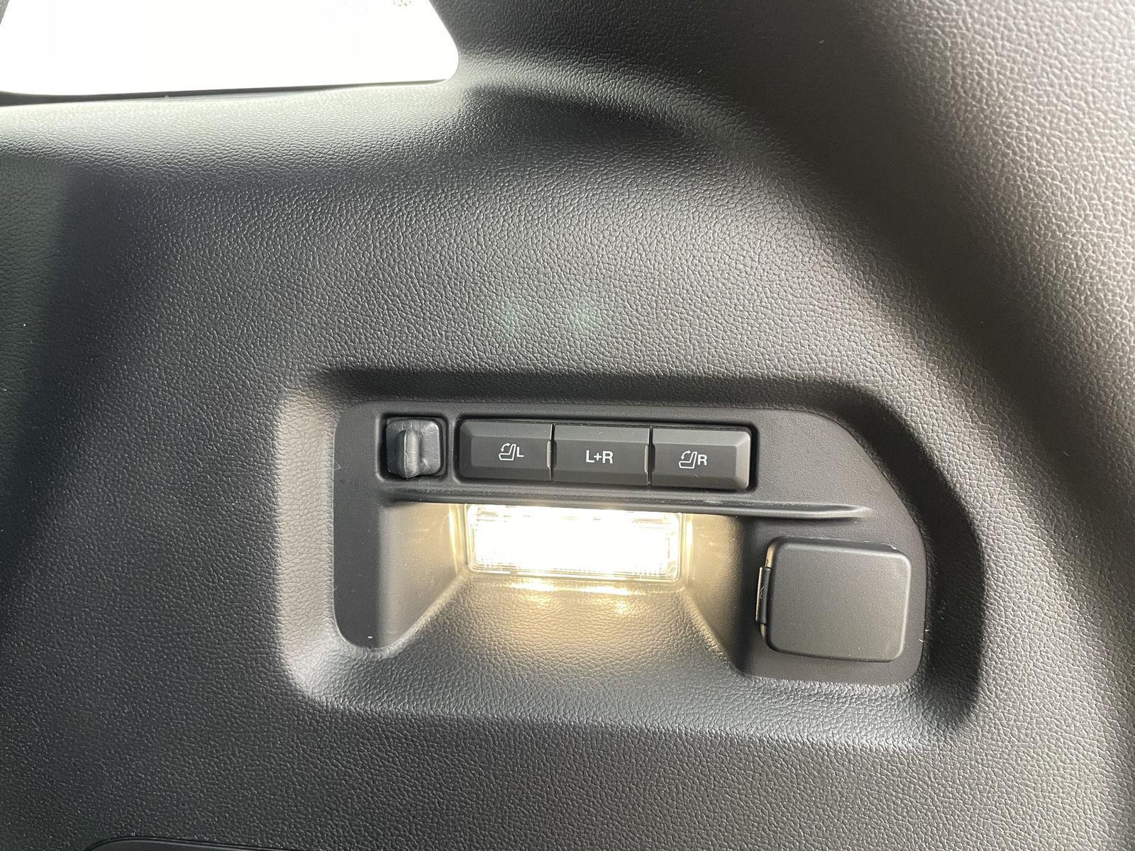 Vehicle photo 39