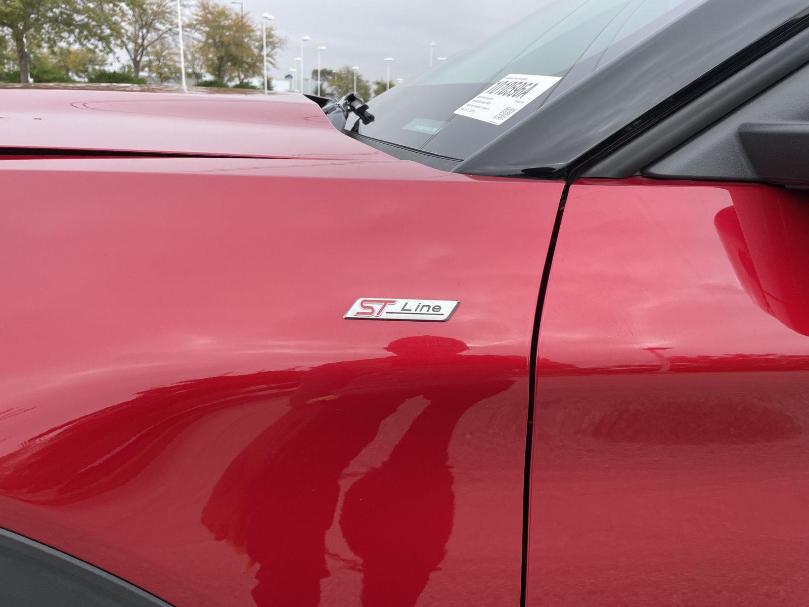 Vehicle photo 42