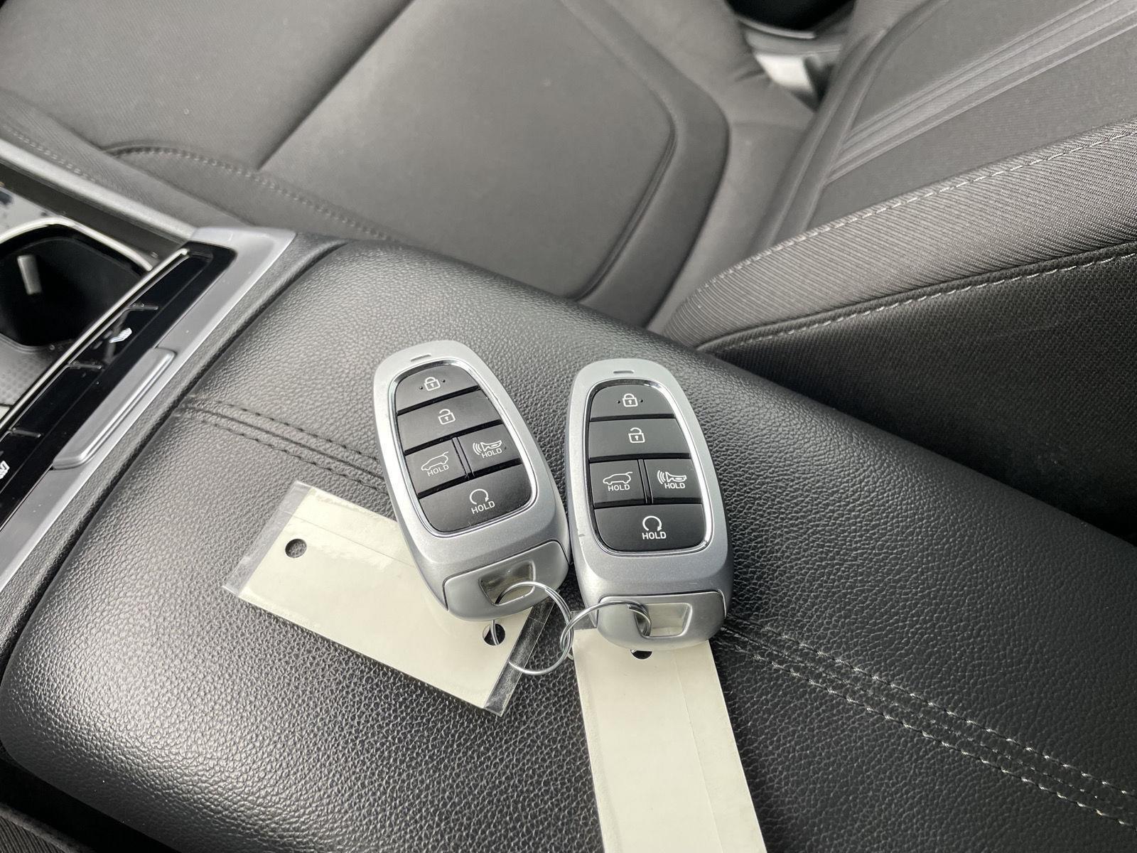 Vehicle photo 36