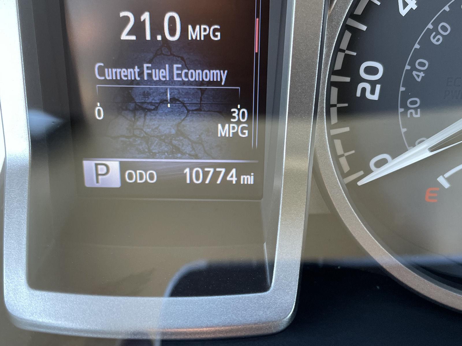 Vehicle photo 3