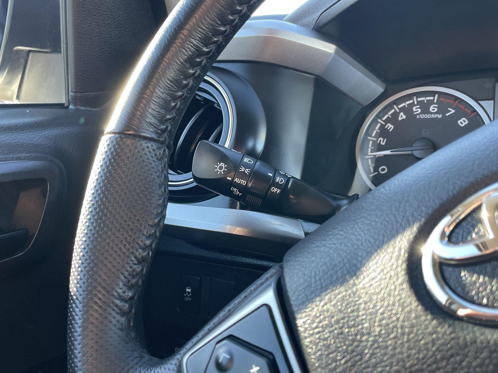 Vehicle photo 15