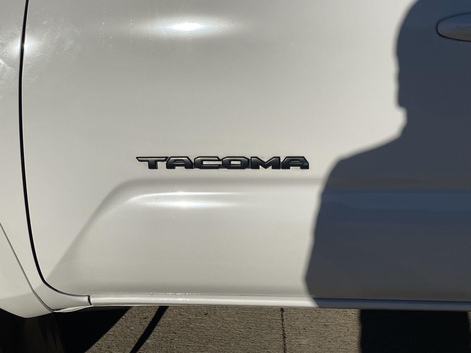 Vehicle photo 35