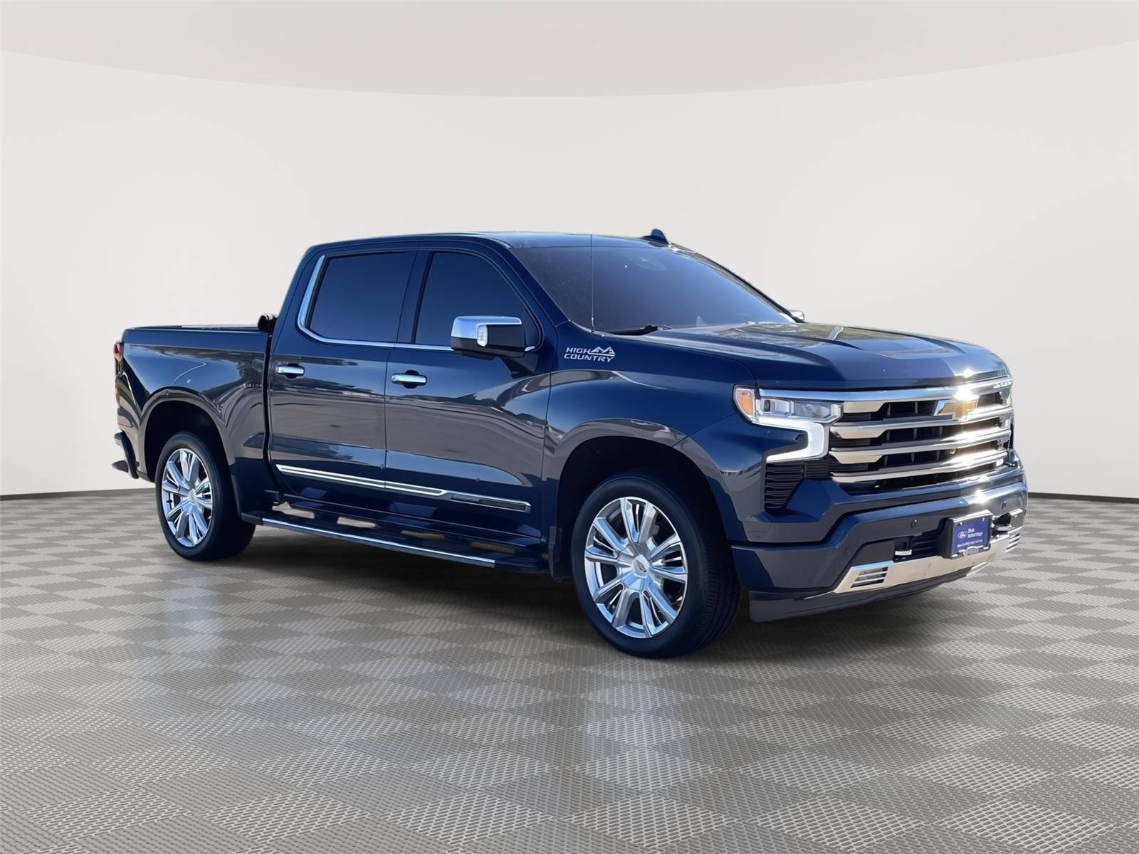 Vehicle photo 5