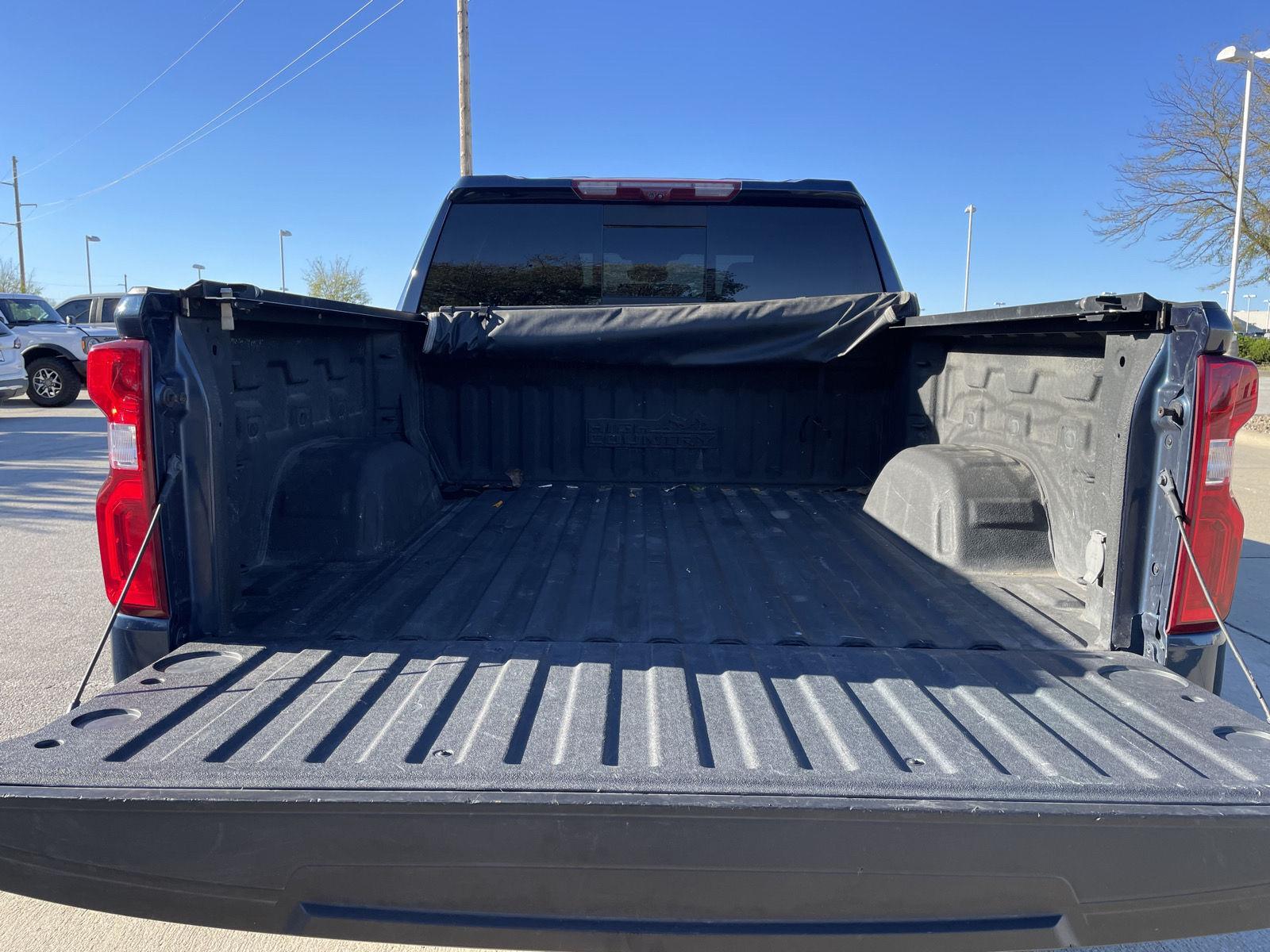 Vehicle photo 39