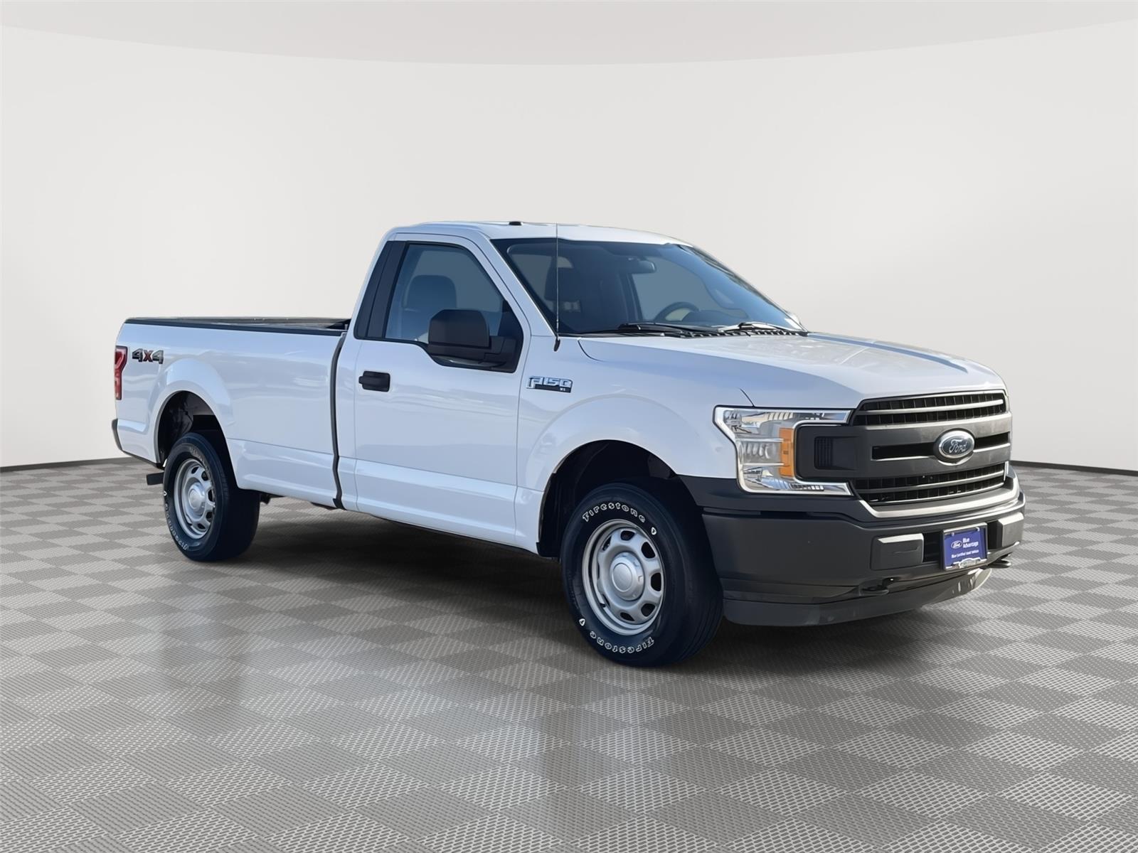 Vehicle photo 5