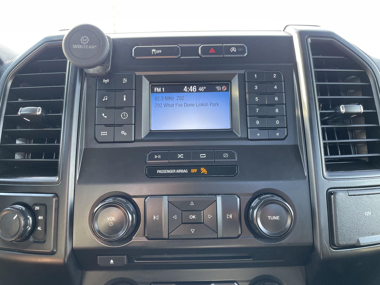 Vehicle photo 22