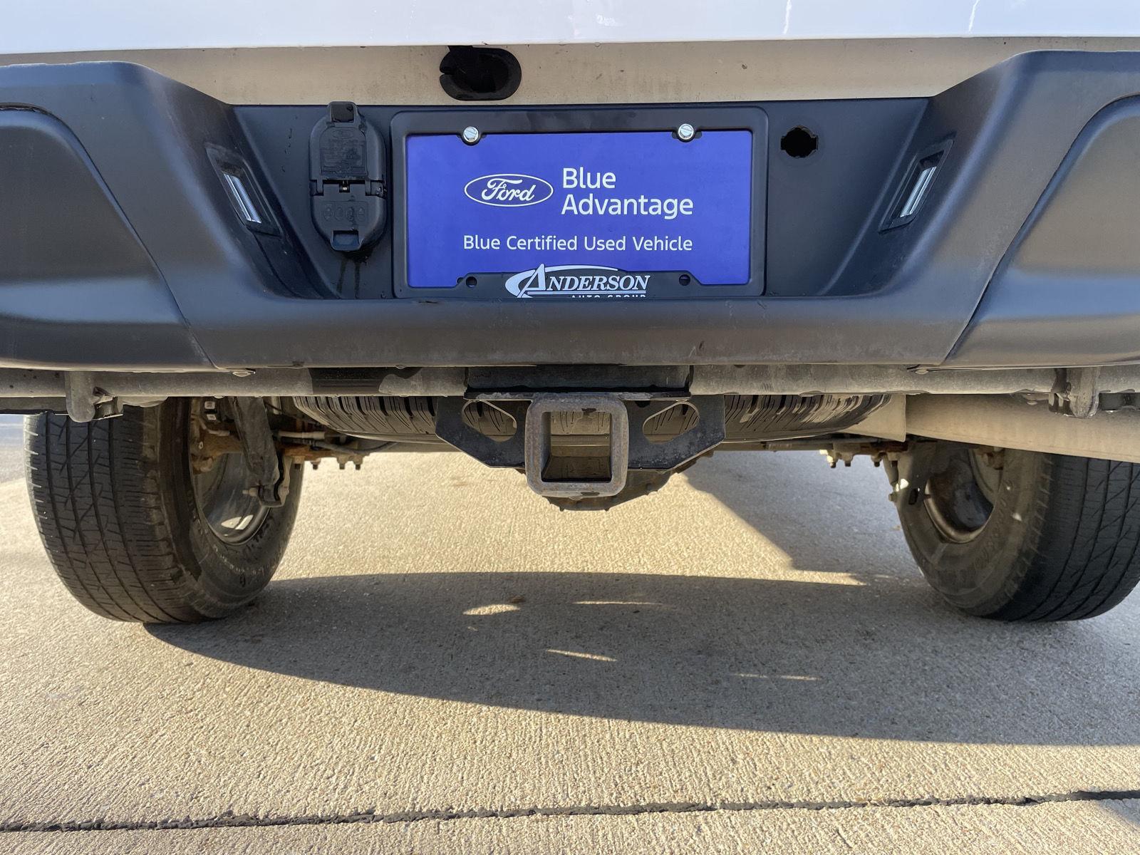 Vehicle photo 33