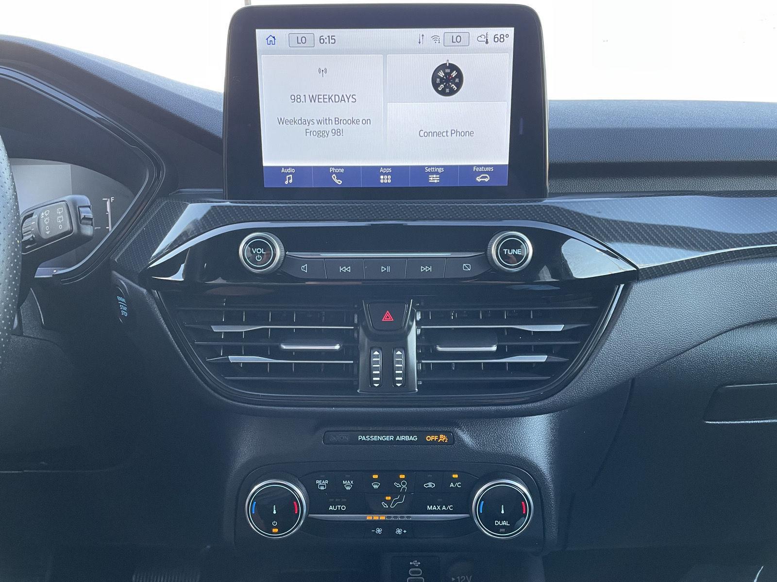 Vehicle photo 22