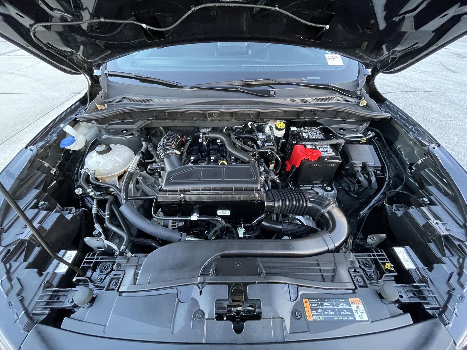 Vehicle photo 32