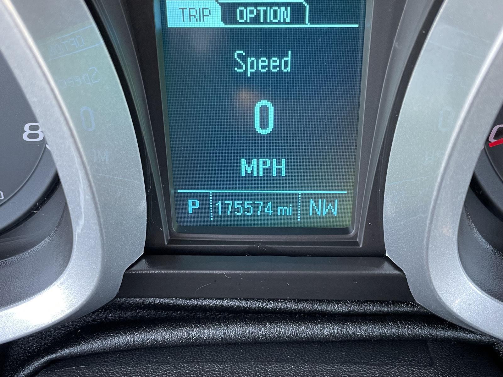 Vehicle photo 3