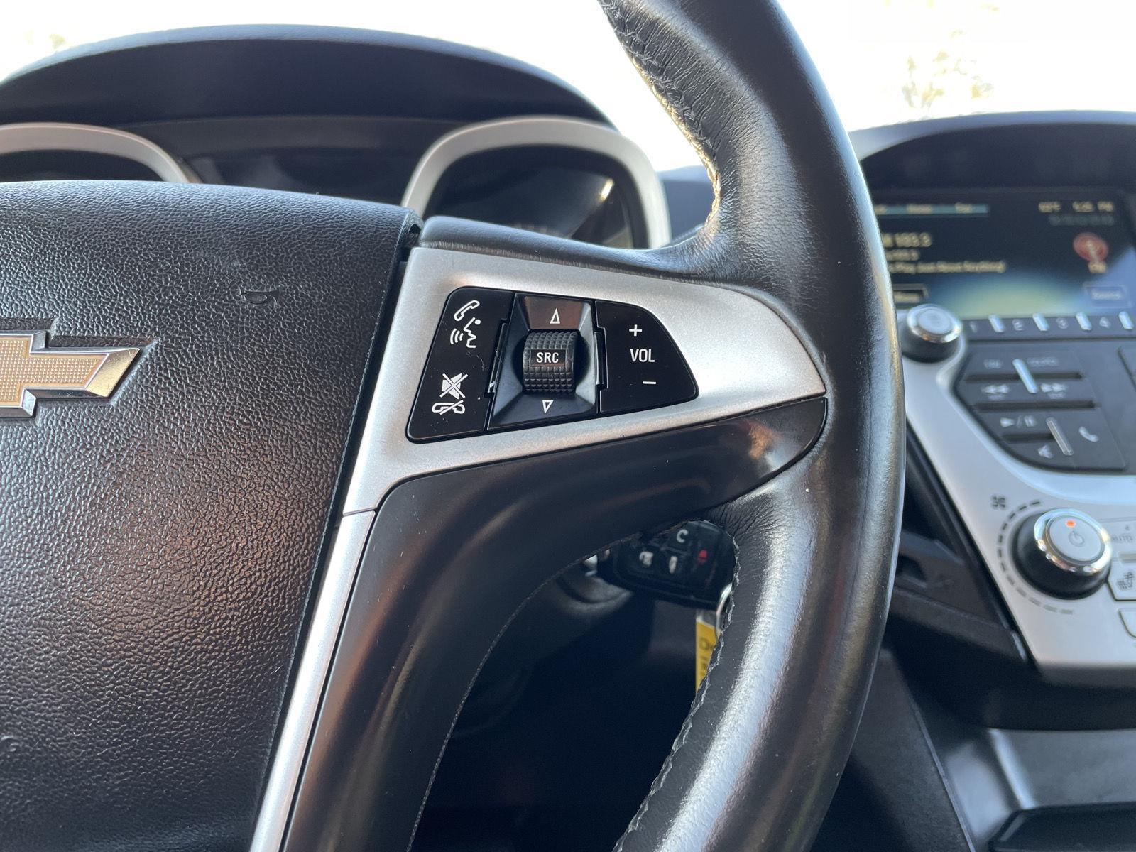 Vehicle photo 14