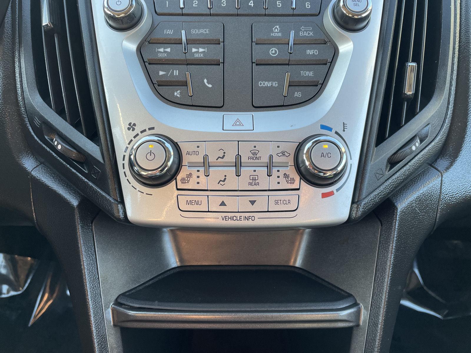 Vehicle photo 24