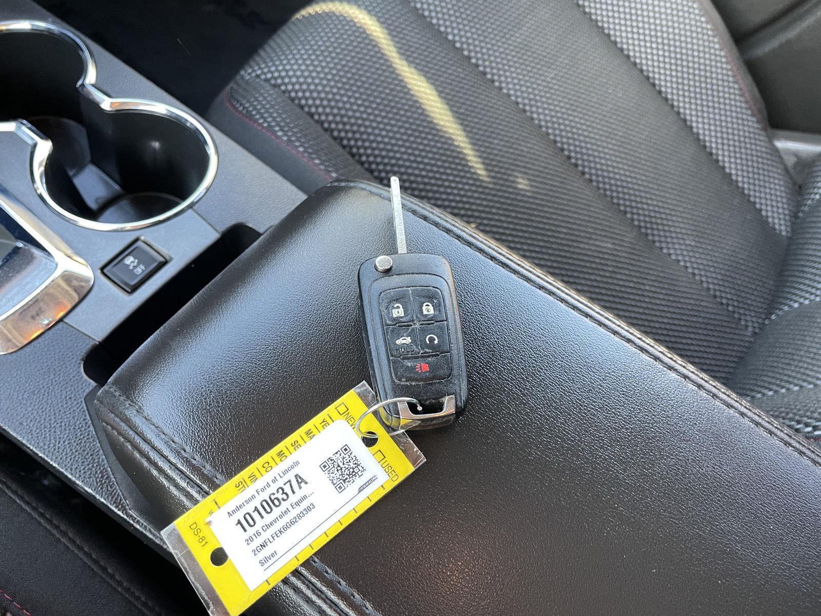 Vehicle photo 35