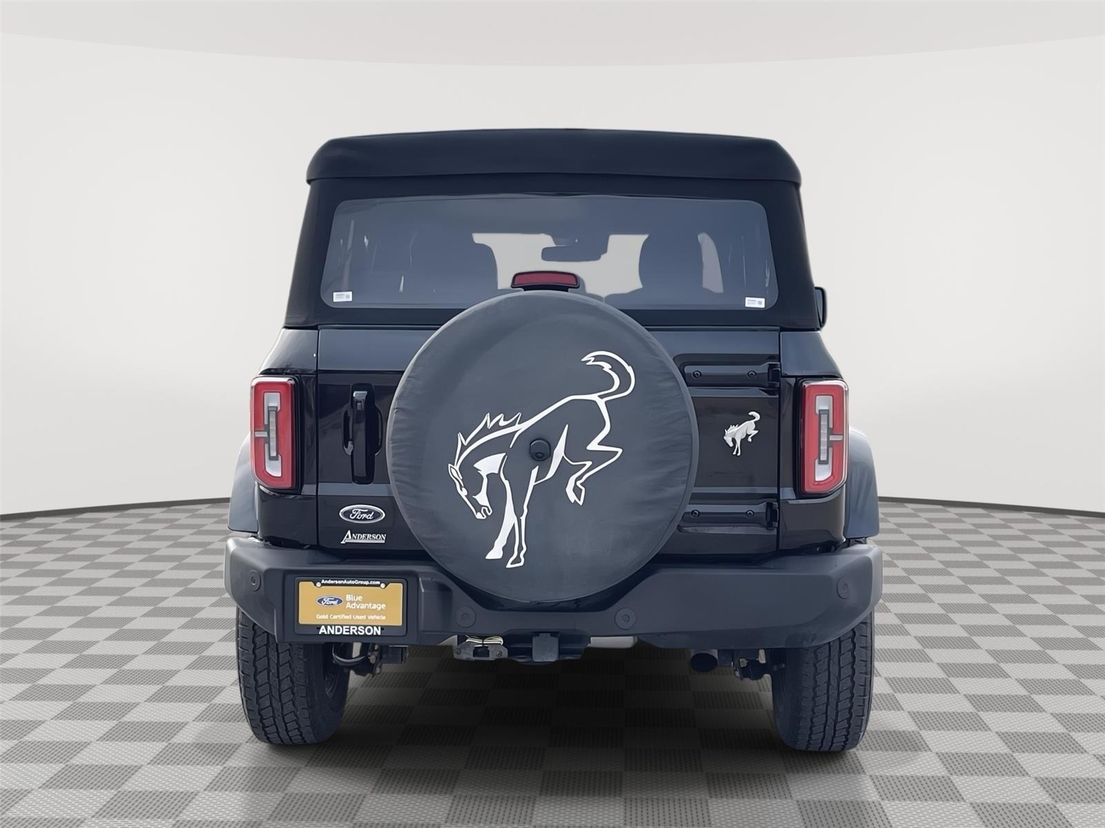 Vehicle photo 8