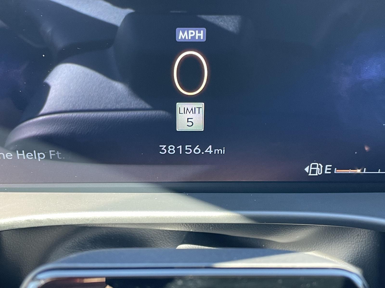 Vehicle photo 3