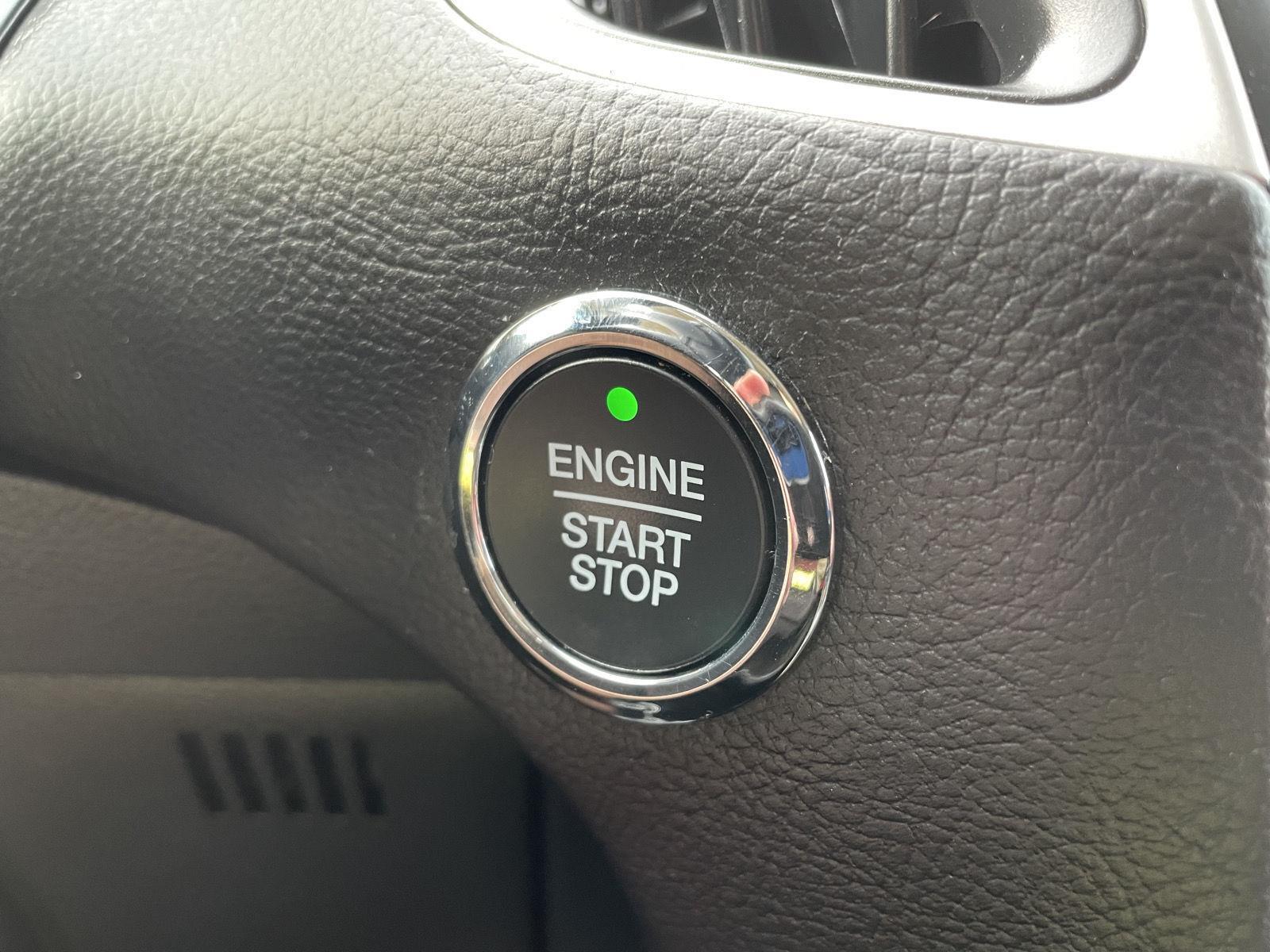 Vehicle photo 29