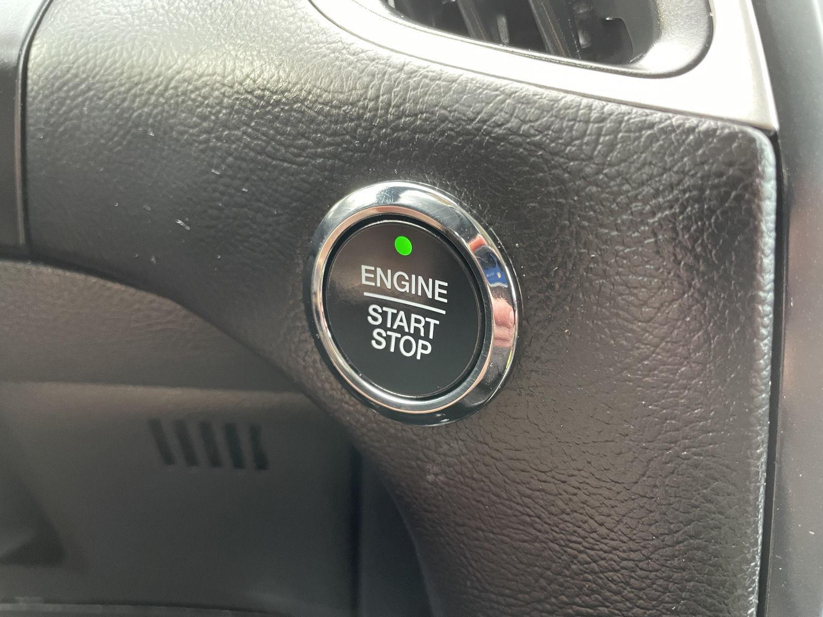 Vehicle photo 29