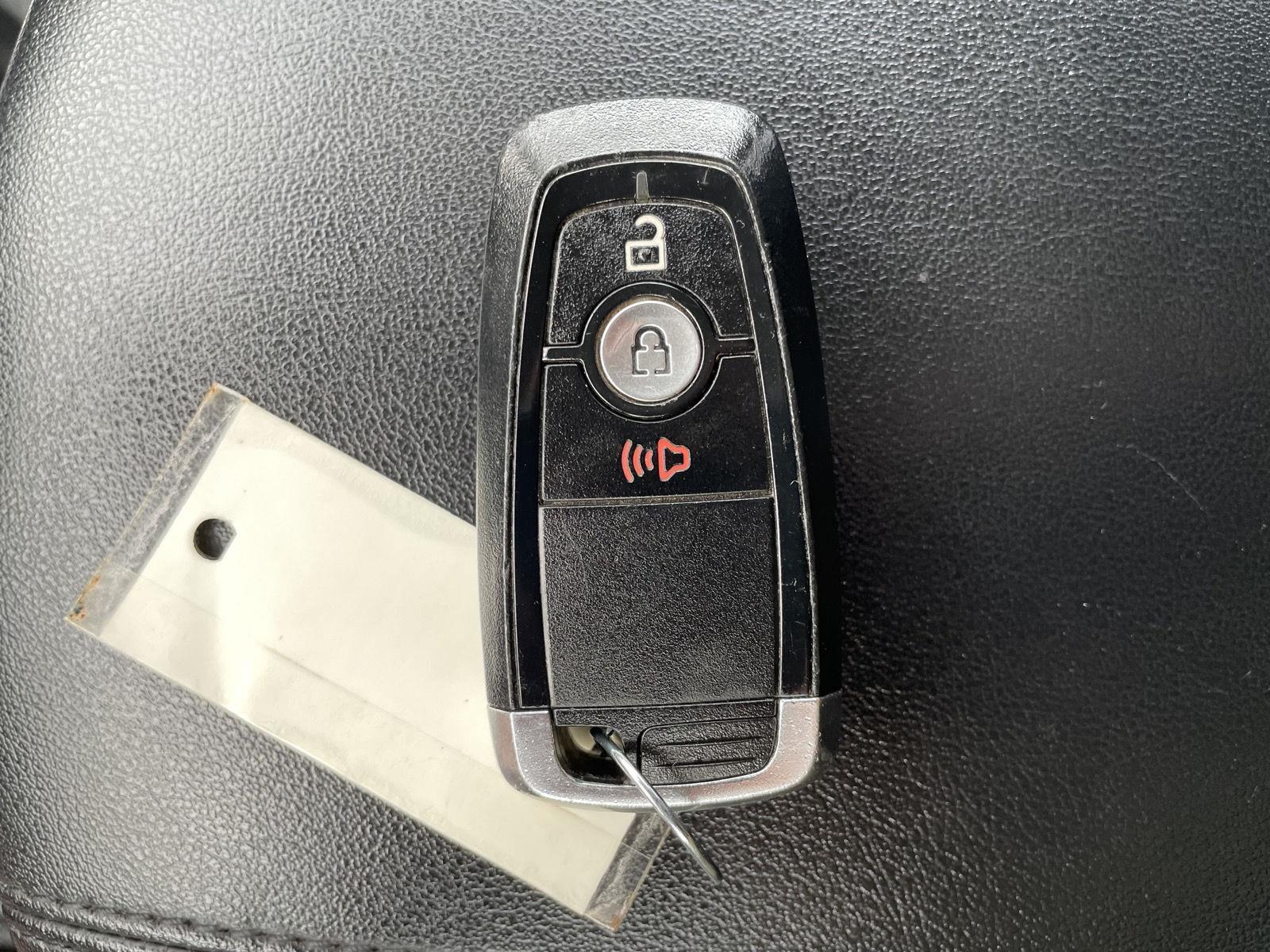 Vehicle photo 38