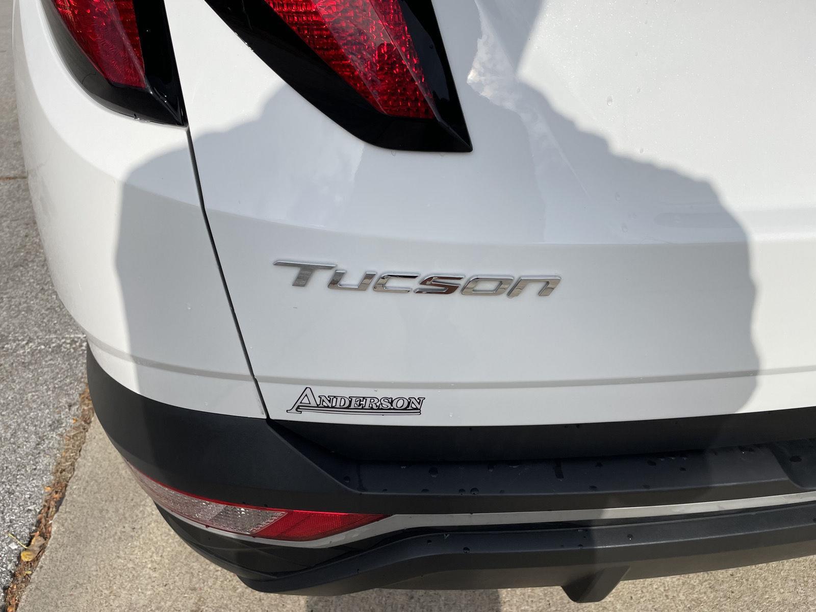 Vehicle photo 36