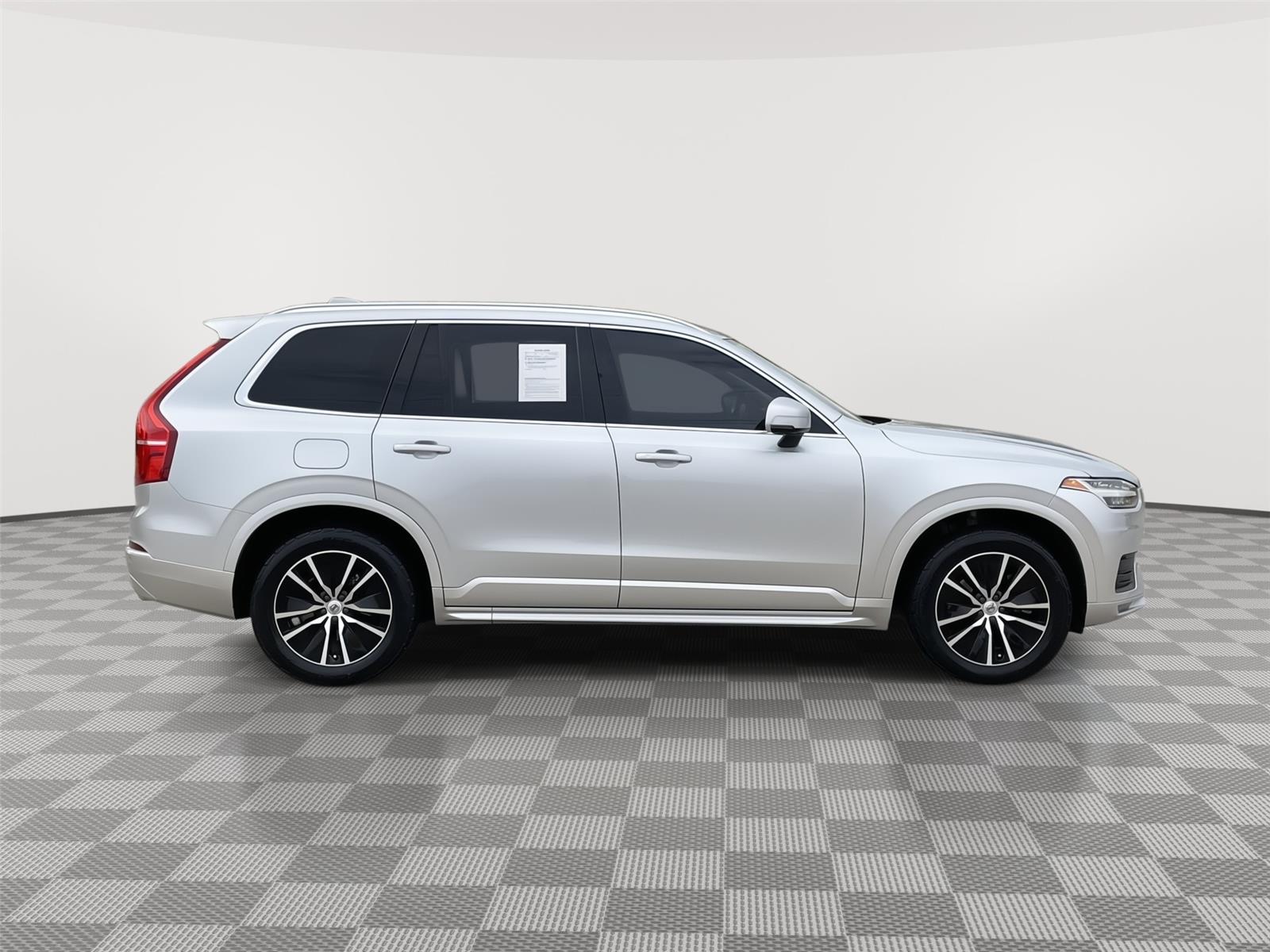 Vehicle photo 6
