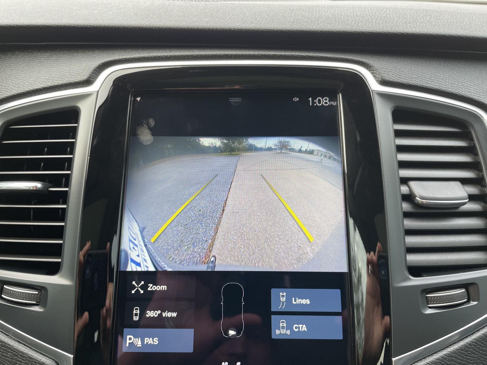 Vehicle photo 27
